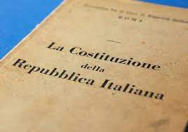 caratteristiche costituzione italiana